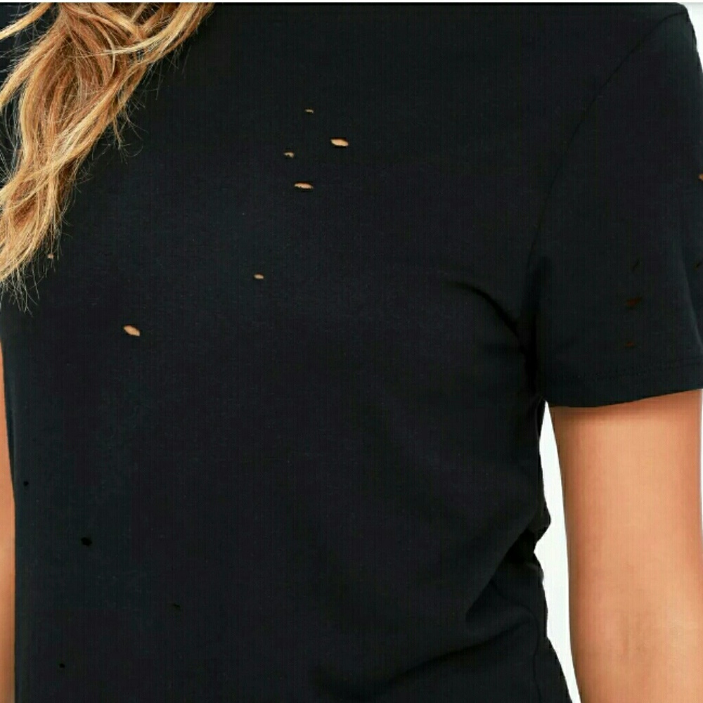 Lulu's In the Raw Distressed Washed Black Tee